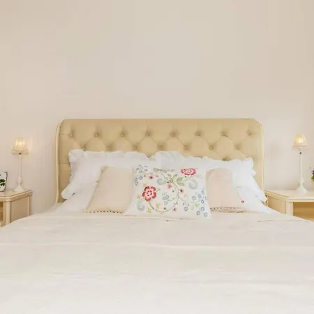 Ferienhaus Reetdach In Mit Gepflegtem Garten Gąski