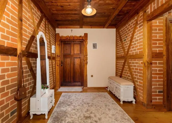 Vakantiehuis Reetdach In Mit Gepflegtem Garten *